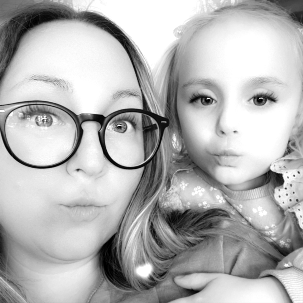 💕Single mama of a happy little girl💕